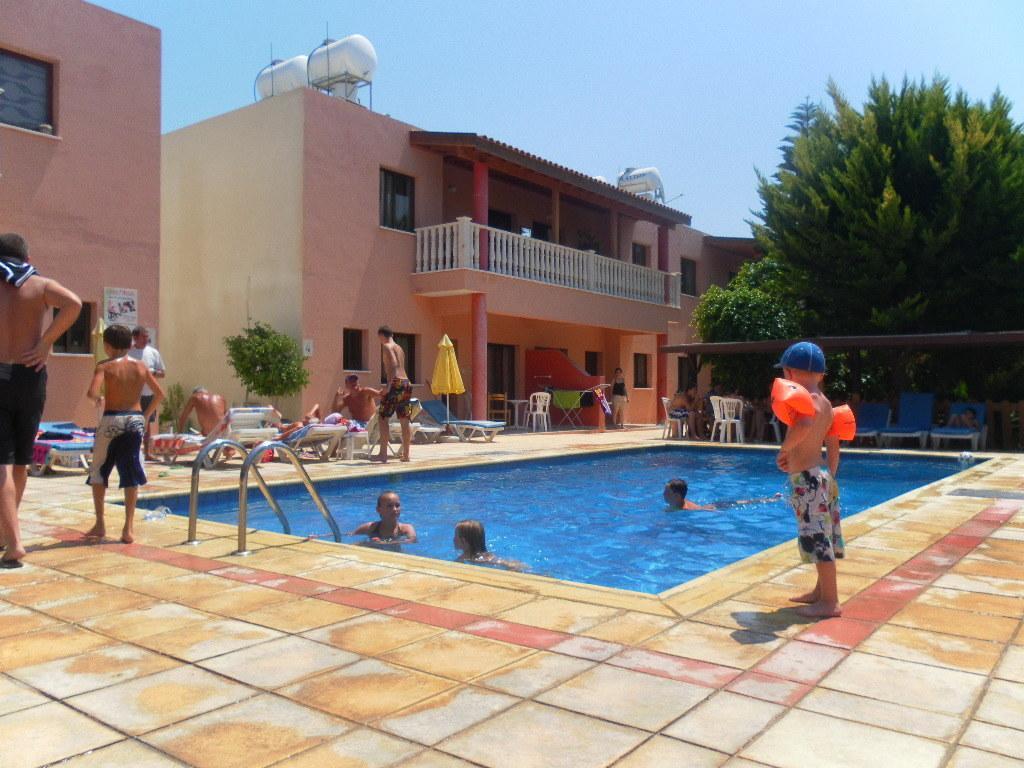 Anastasia Holiday Apartments Klorakas Exteriör bild
