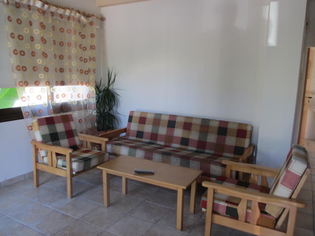 Anastasia Holiday Apartments Klorakas Rum bild